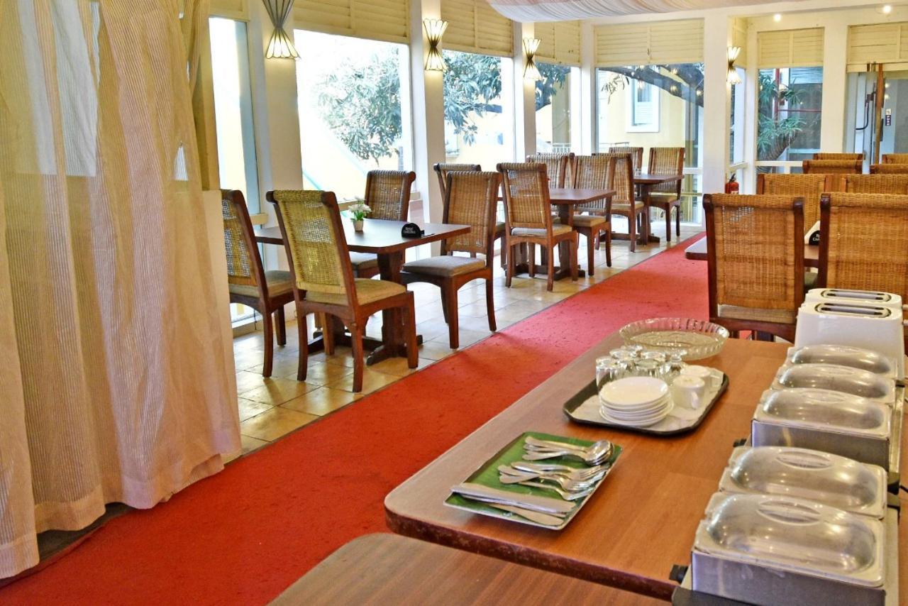 Hotel Villa Des Gouverneurs Ποντισερί Εξωτερικό φωτογραφία