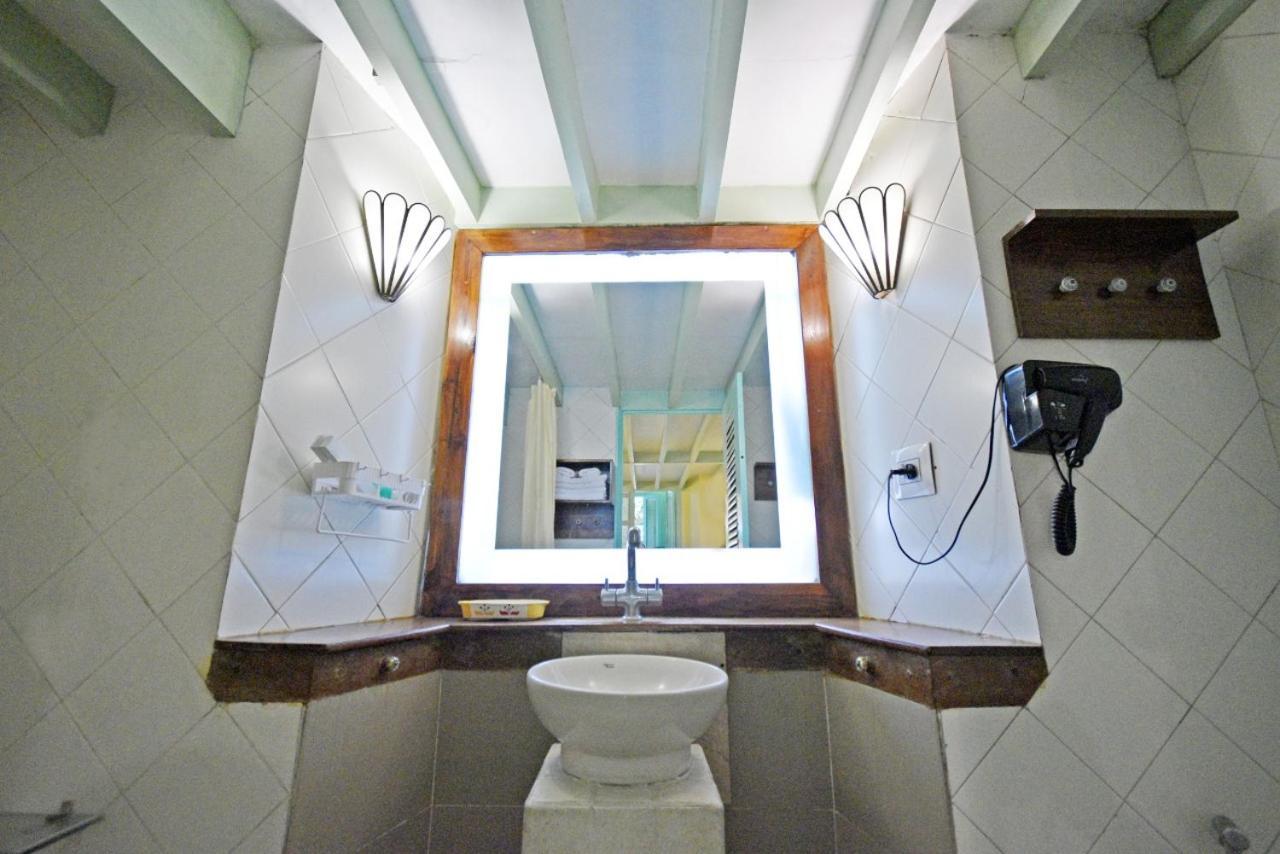 Hotel Villa Des Gouverneurs Ποντισερί Εξωτερικό φωτογραφία