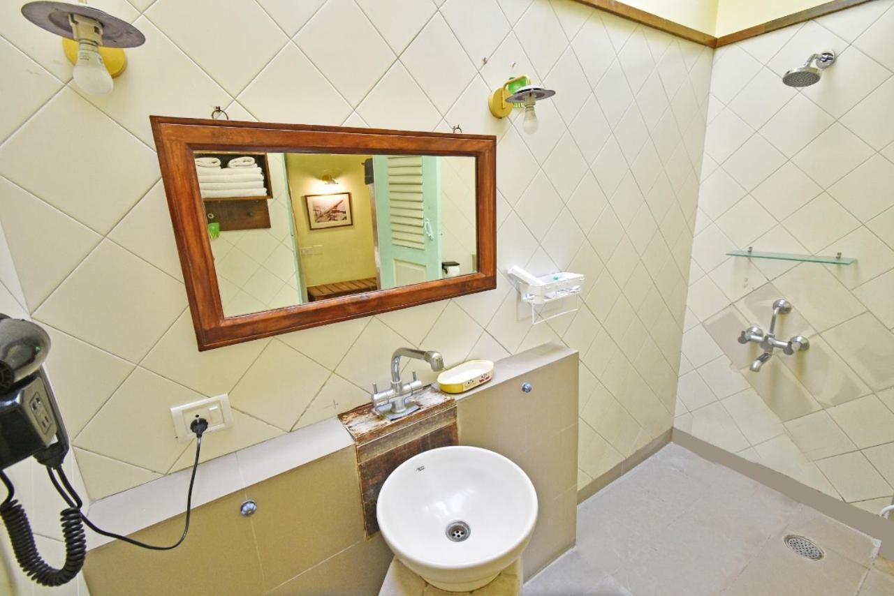 Hotel Villa Des Gouverneurs Ποντισερί Εξωτερικό φωτογραφία