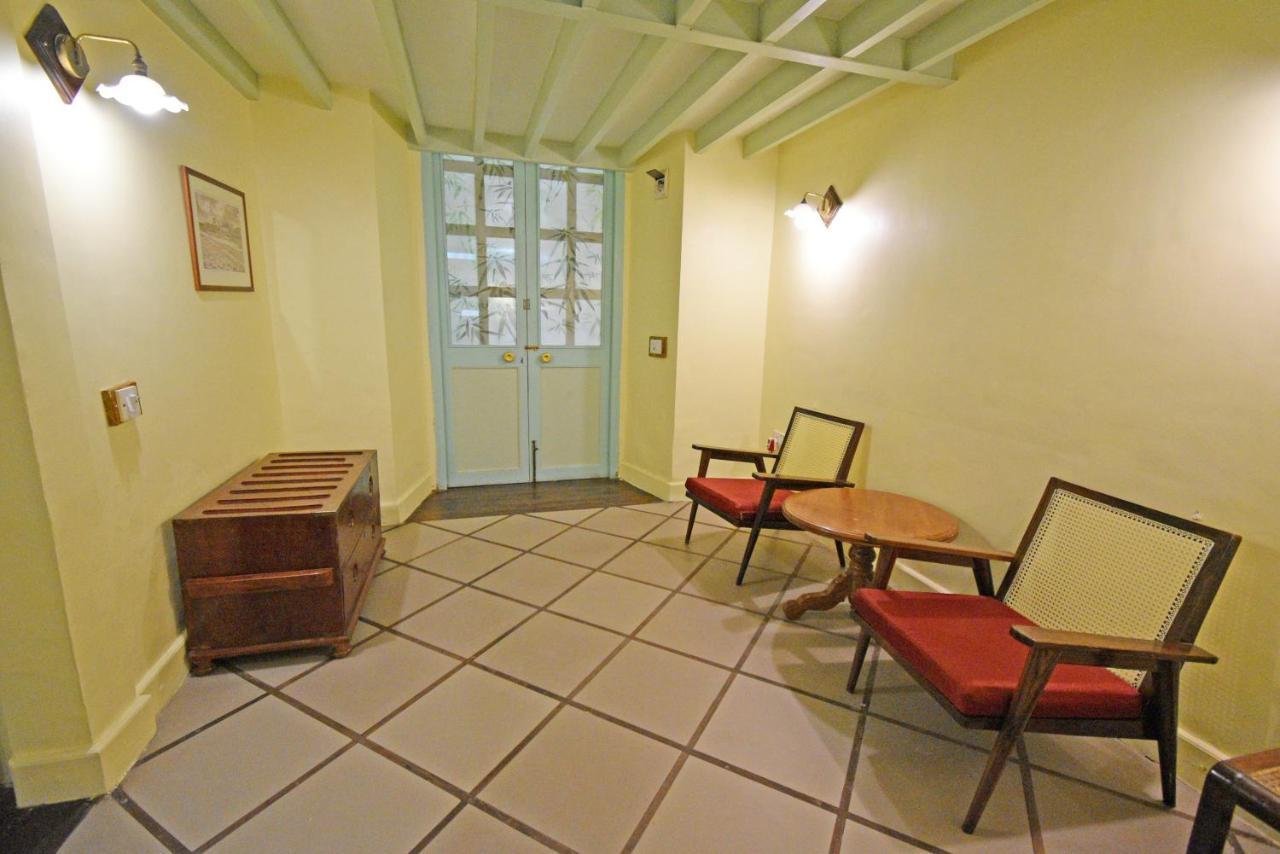 Hotel Villa Des Gouverneurs Ποντισερί Εξωτερικό φωτογραφία